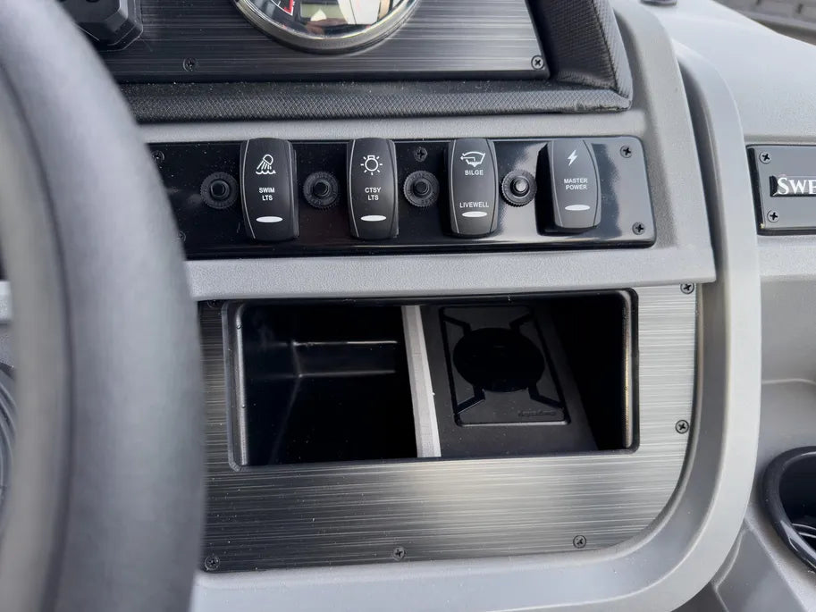 AquaAmp 200 Series Waterproof Magsafe Charging Pad Godfrey Pontoon