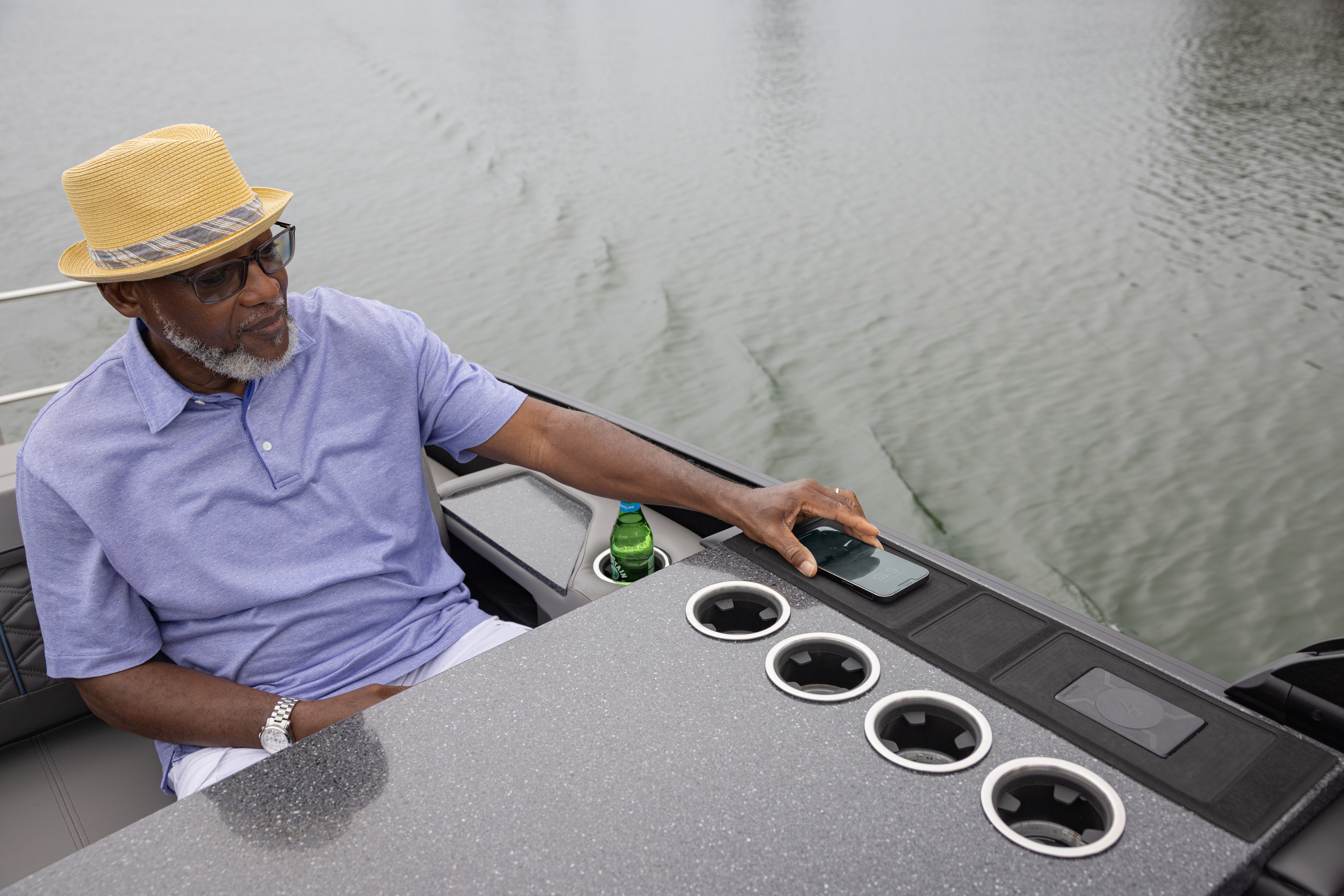 200 Series Waterproof Wireless Charger